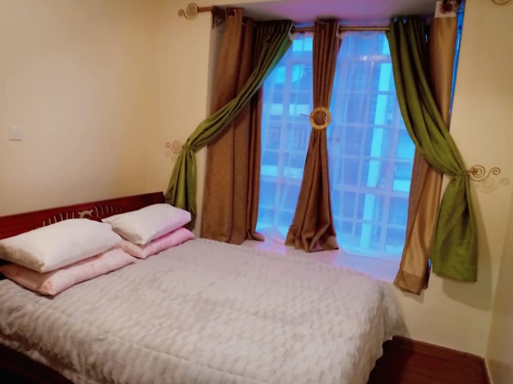 Ken's Haven Apartment