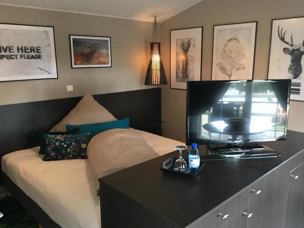 zu Jeddelohs Rosengarten Hotel & Bungalows