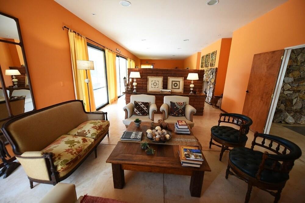 Chañarmuyo Casa de Huéspedes