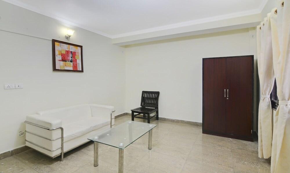 Treebo Trip Lorent Manor Annex