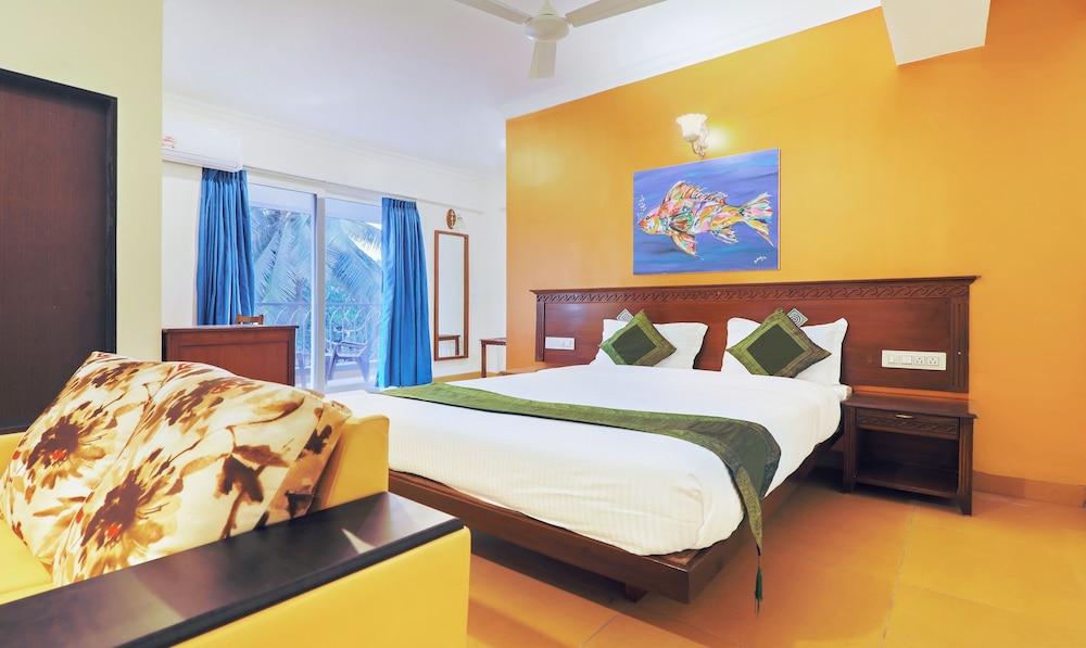 Treebo Premium Dona Eliza, 700 metres from Calangute Beach
