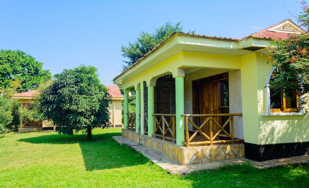 Weruweru Royal Resort