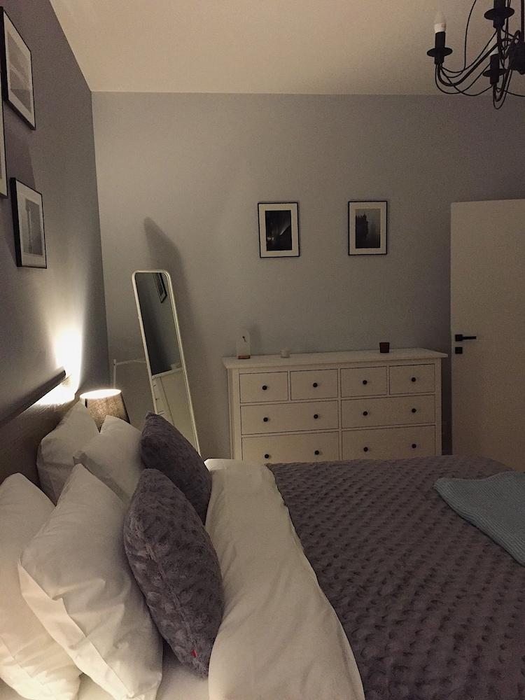 Grey Apartments Kościuszko