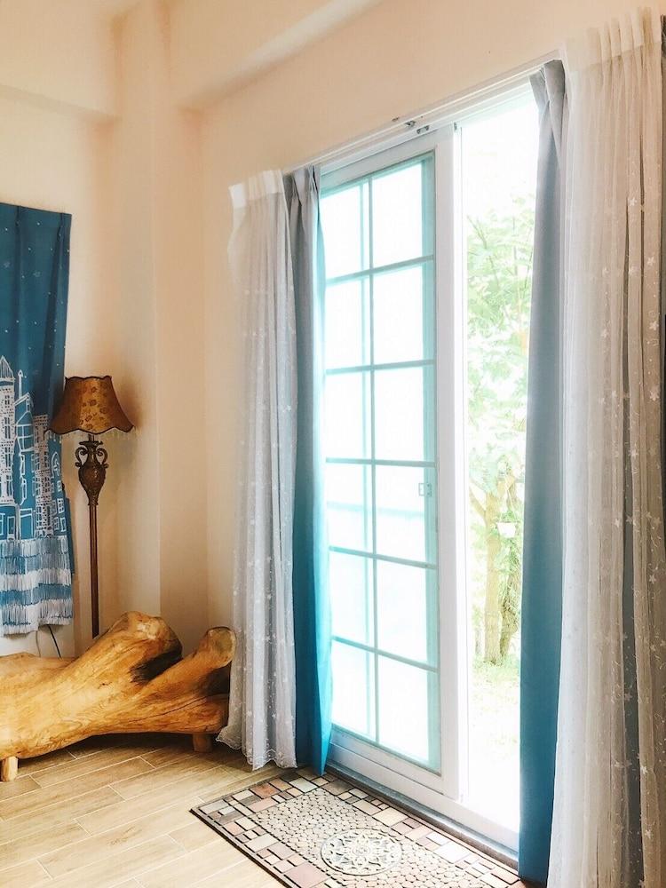 Provence Coffee Manor B&B