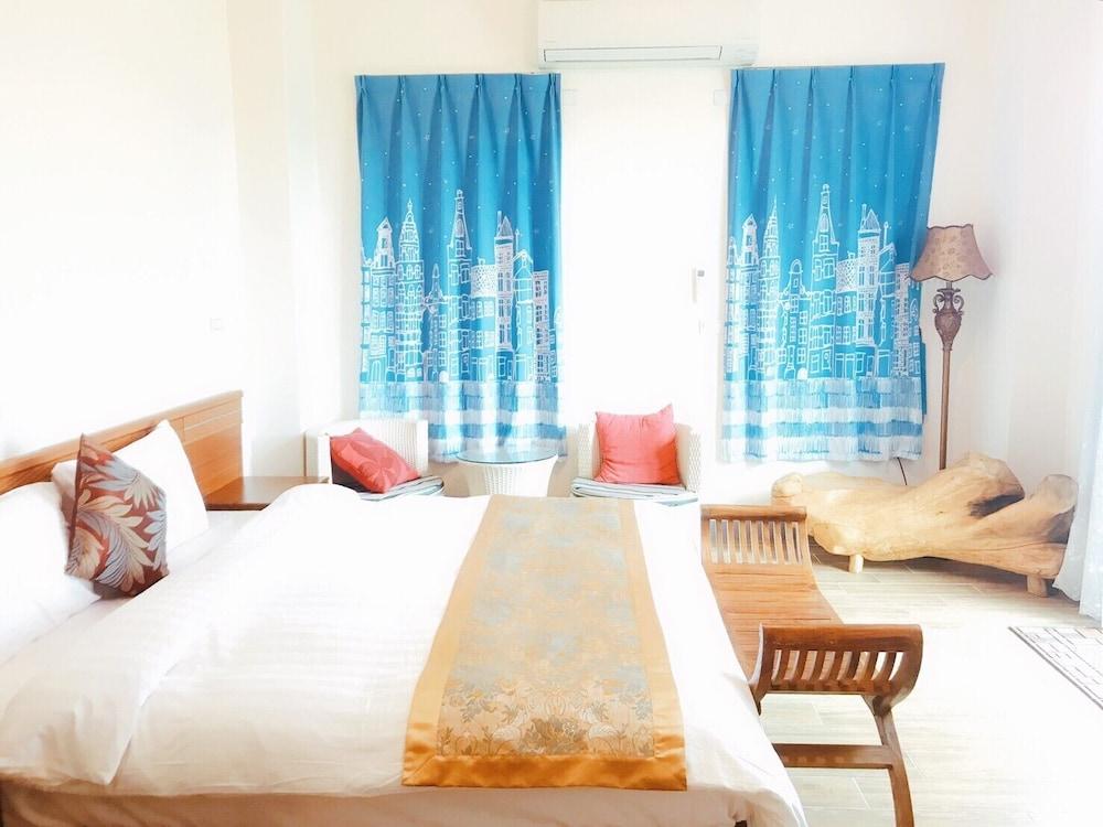 Provence Coffee Manor B&B