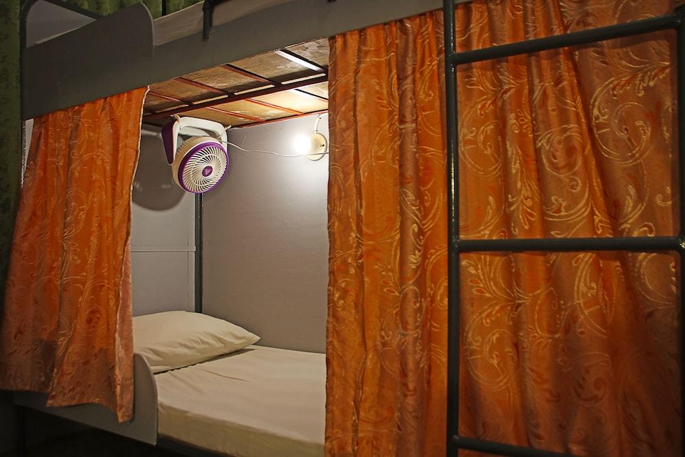 Mario's Travellers Inn - Hostel