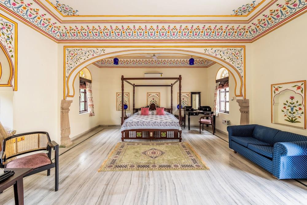 Dhula Garh  A Heritage Hotel