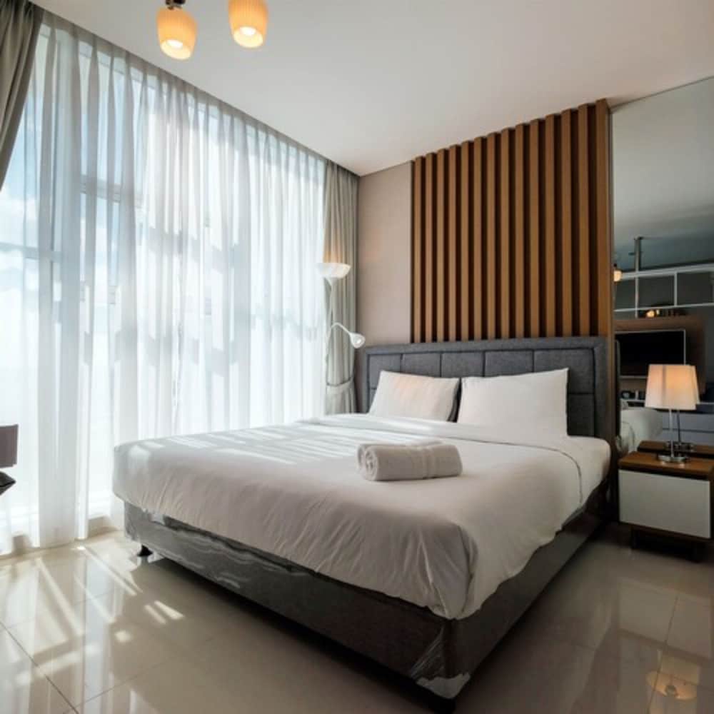 Brooklyn Alam Sutera Studio Apartment with Sofa Bed