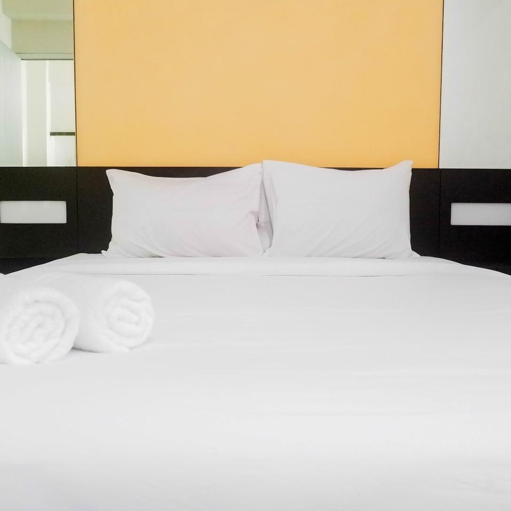 2BR Apartment at Dian Regency