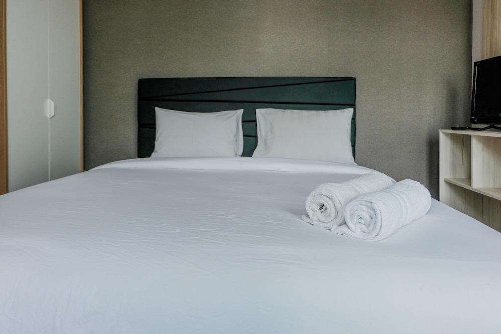 Tree Park Studio Apartment near ICE BSD