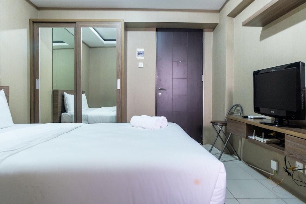 Simply Studio Kebagusan City Apartment
