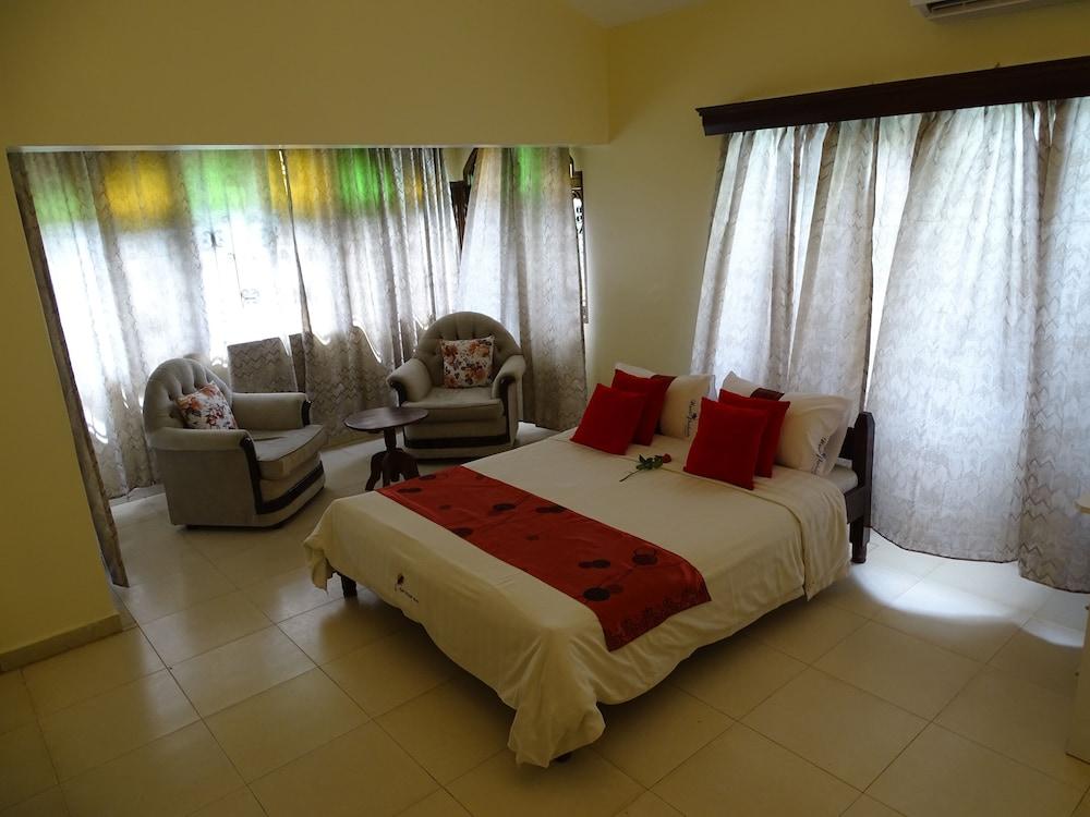 Nyali Parkside Resort