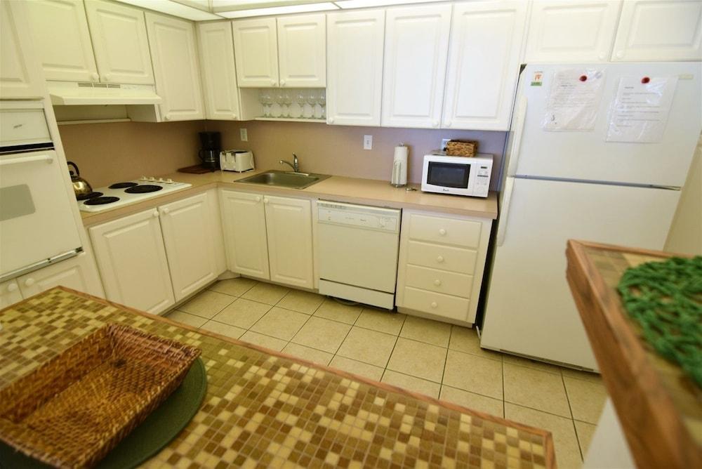 Precious 1 Bed 1 Bath At Ocean Reserve!!