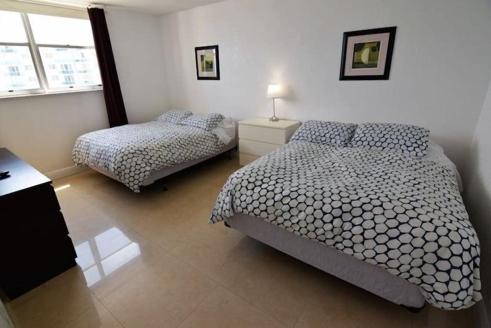 Incredible 2 Bed 2 Bath On The Beach @ Tides