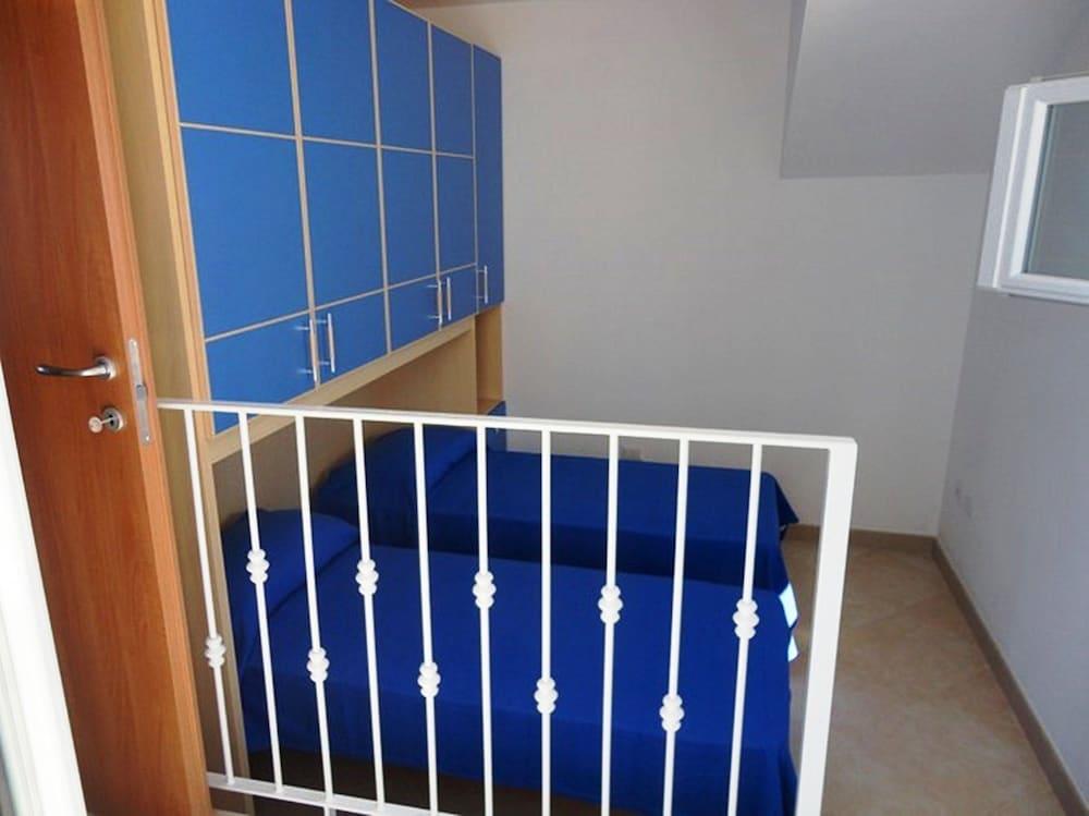 VersoSud - Appartamento Posto Rosso 05