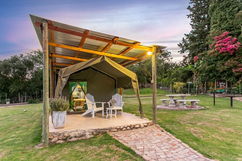 Schoemanshoek Glamping & Self Catering
