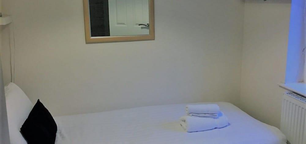 Lochside Guest House