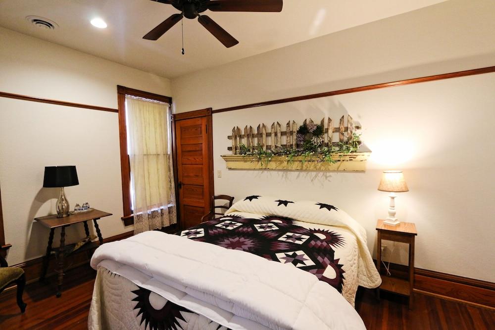 Lavender Fields Inn B&B