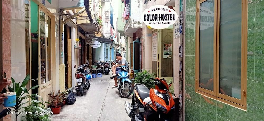 Color Hostel
