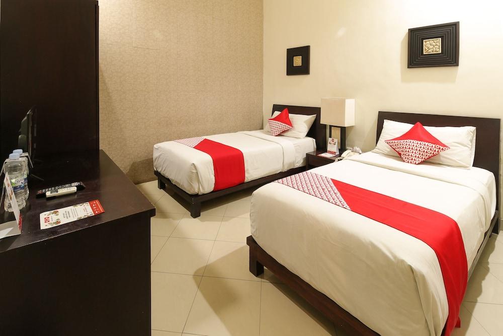 OYO 482 Anika Guest House