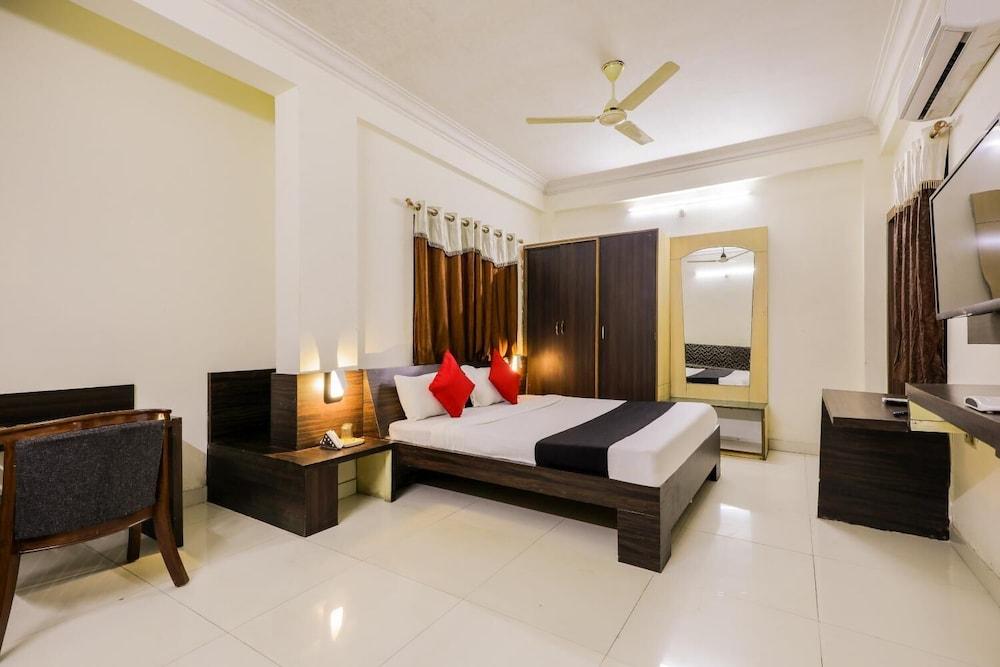 FabExpress Bombay Hospital