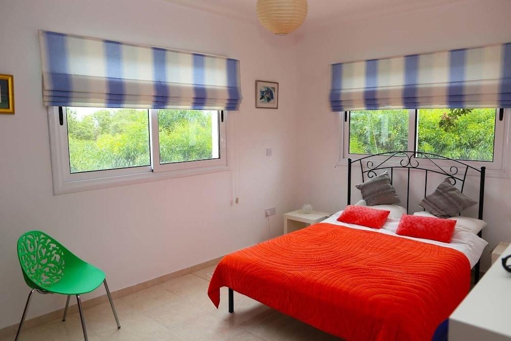 Apt Pine View by Amy Villas