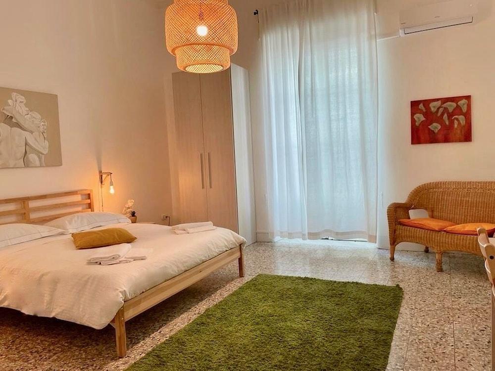 Living Simply Catania