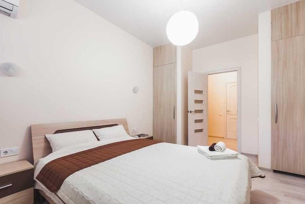 LeonRooms Koblevskaya 46-4