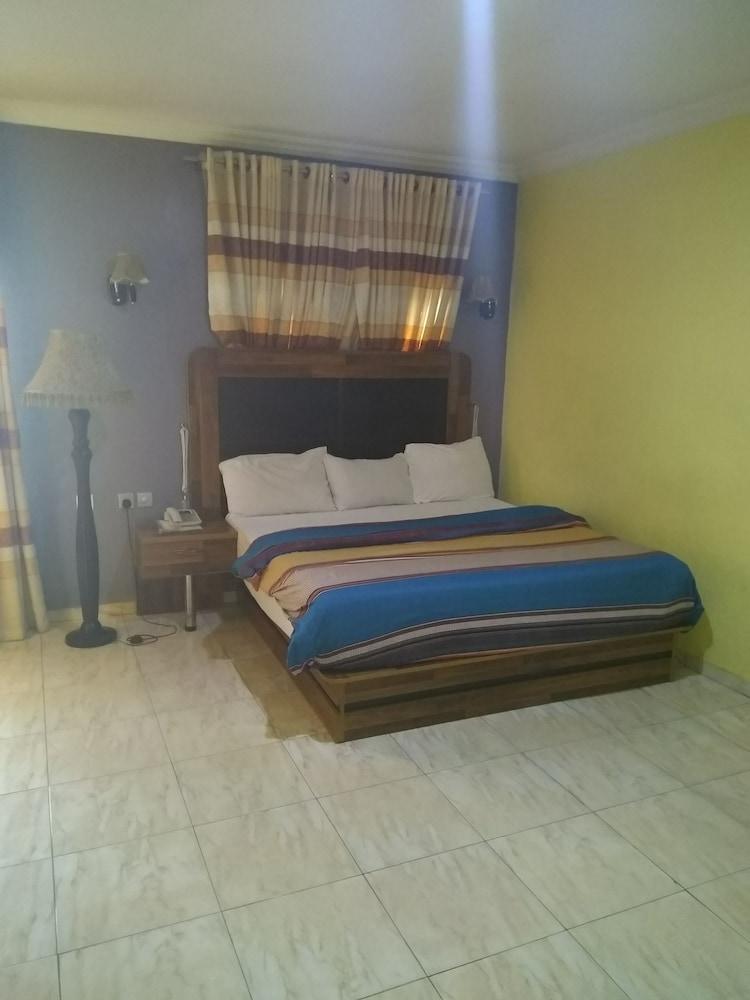 Havannah Suites & Conference Centre