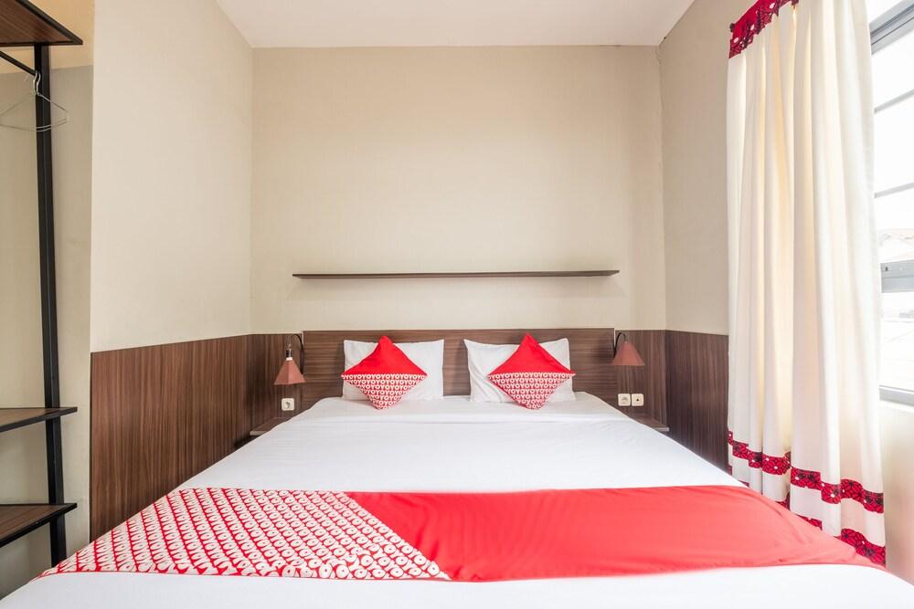 OYO 535 Cileunyi Residence Syariah