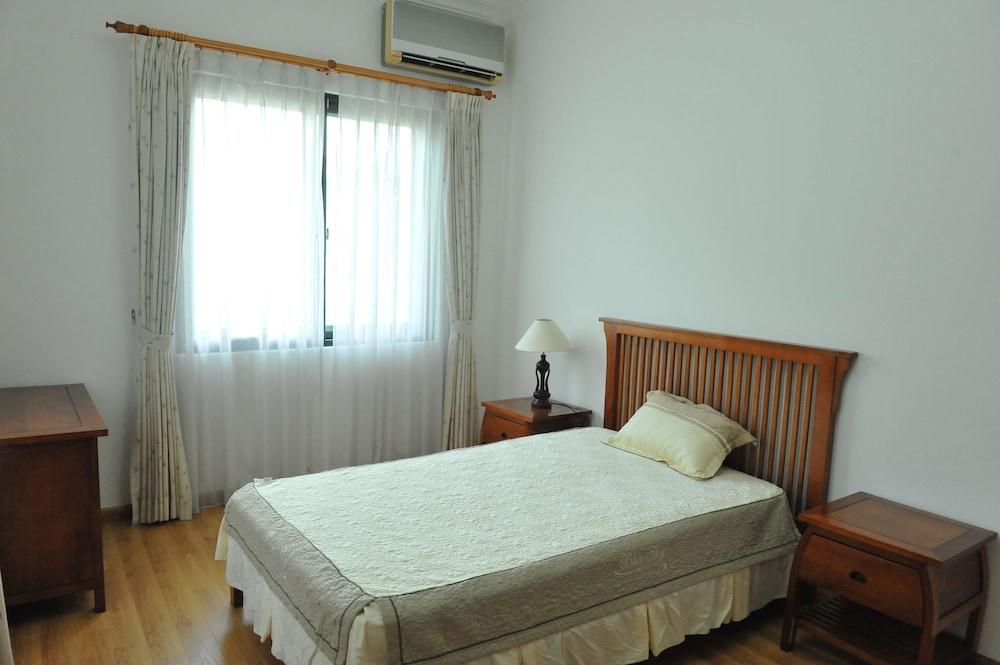 Coco Flower Village Serviced Apartment