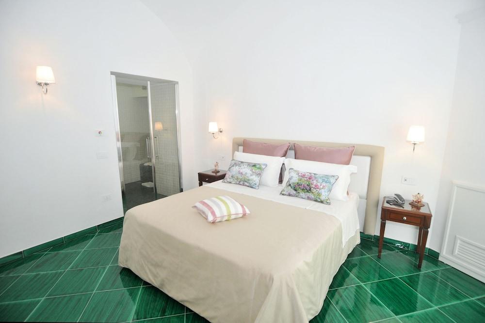 Core Amalfitano City Suites