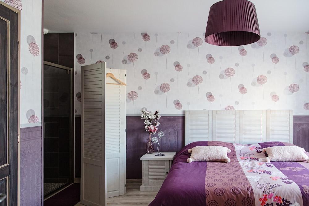 Au Caprice de L'Atre