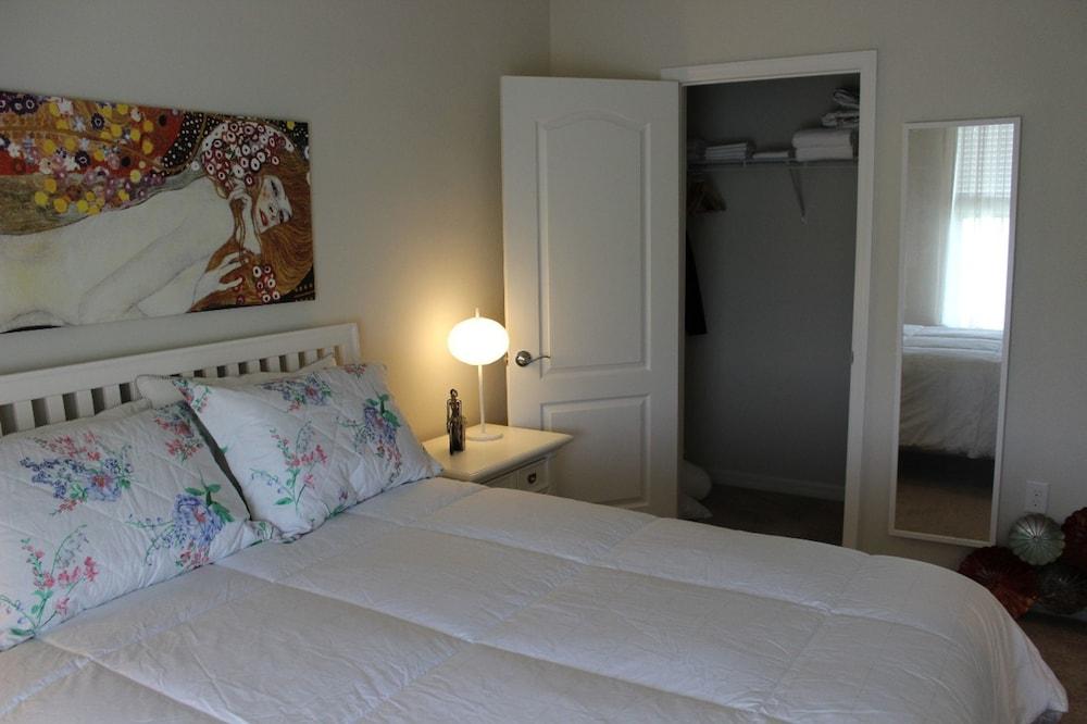 Windsor at Westside 1990