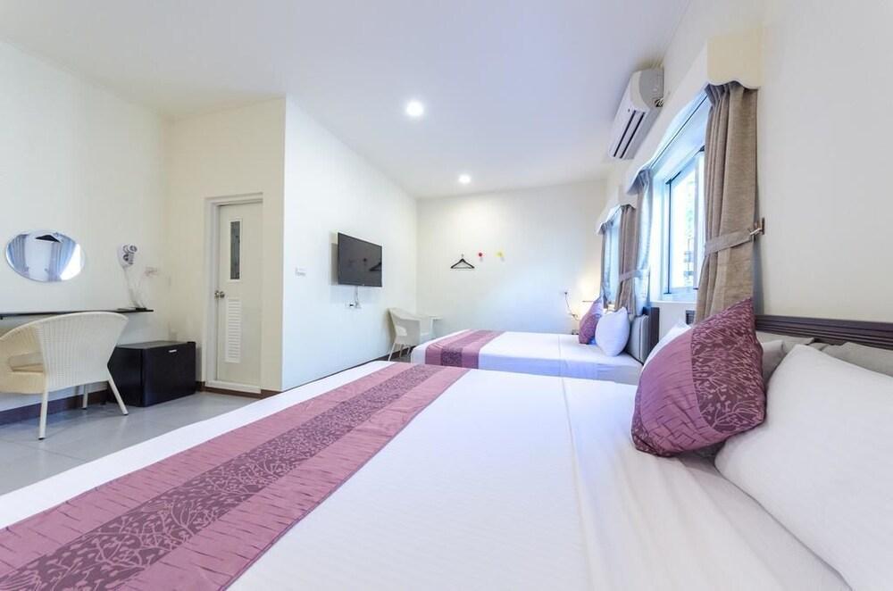 Starry Sky and Sea View B&B