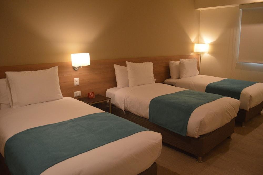 Arawi Miraflores Express