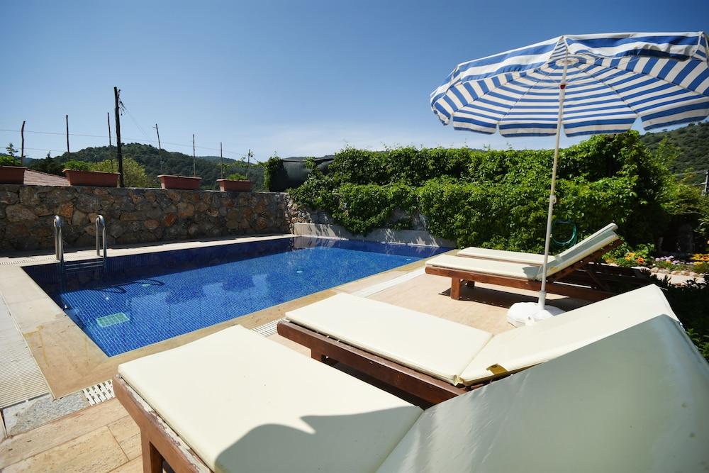 Villa Alim by EvTatilim