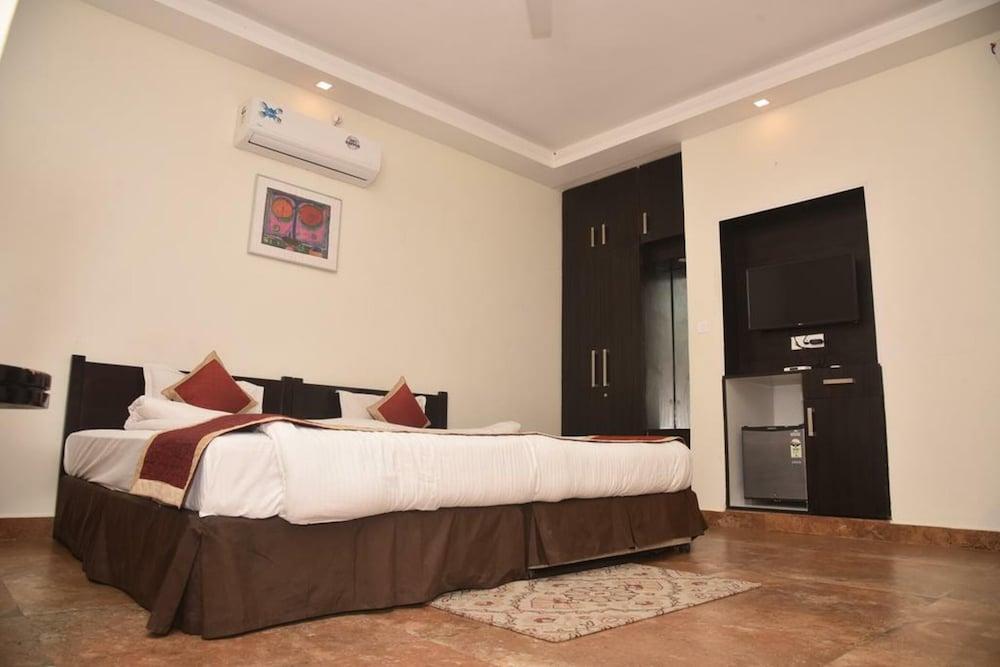 Man Singh Hotel and Resorts