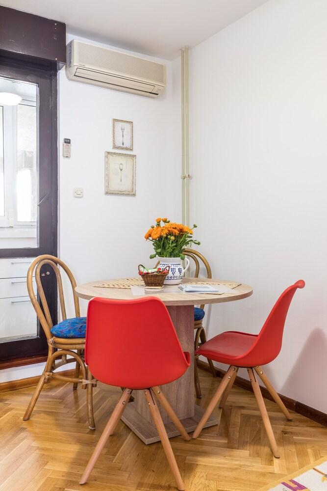 Spacious & Clean Condo near Beach