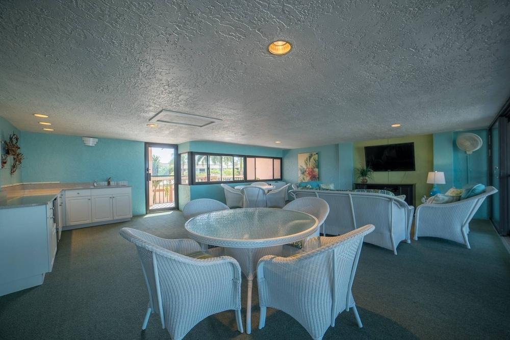 Shamron Beach Condo 507