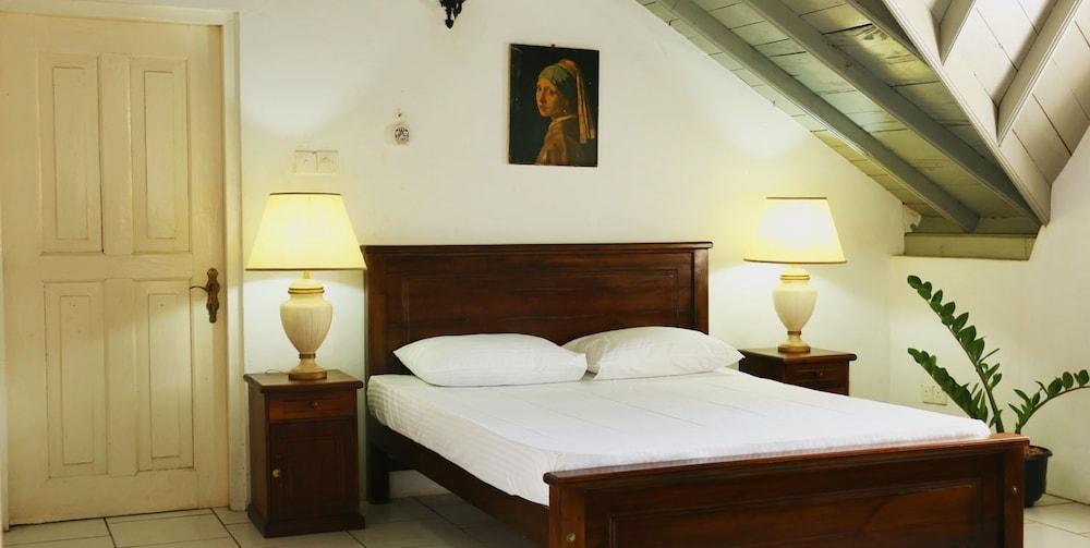 Hotel Aurelia Negombo