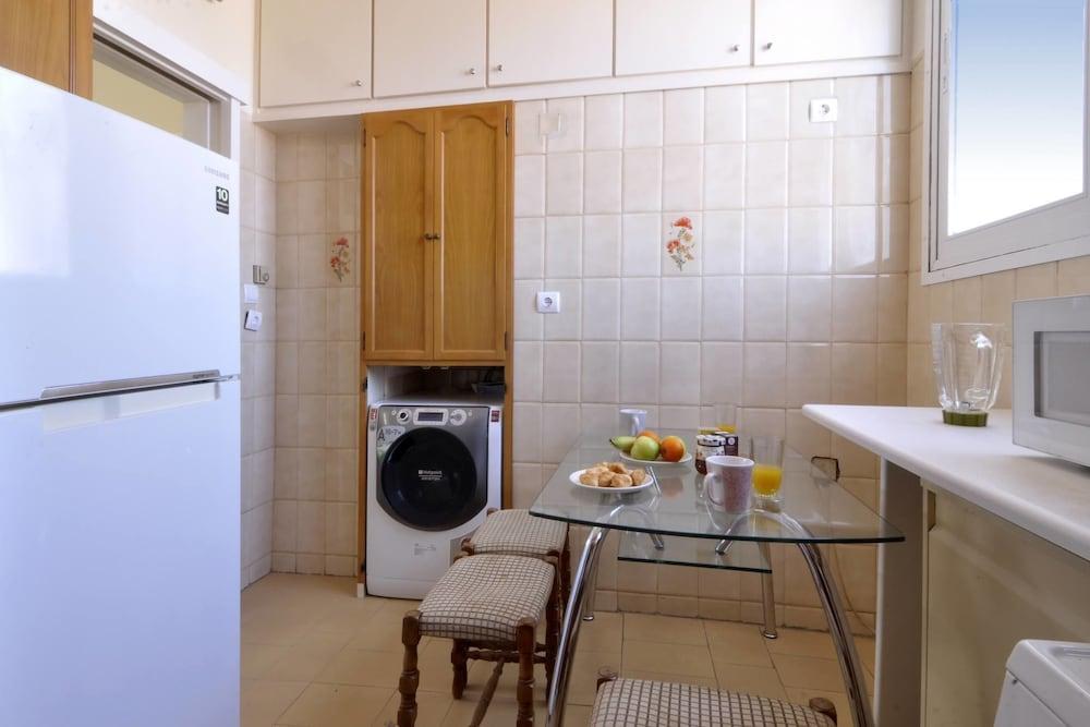 Historic Plaka Apartments