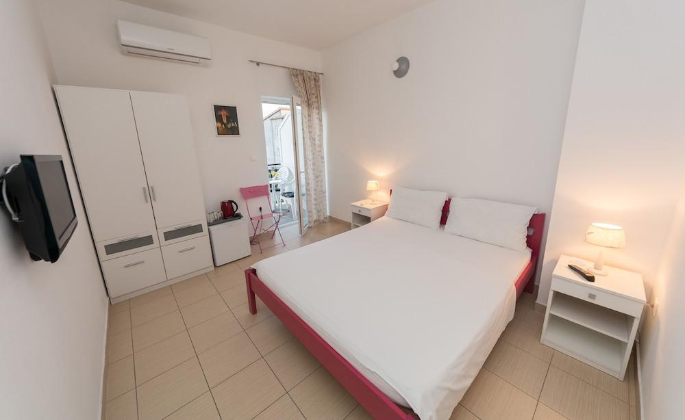 Rooms and Apartments Bruno