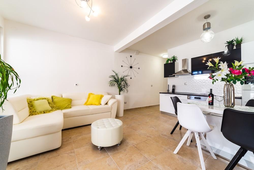 New Luxury Apartment Split