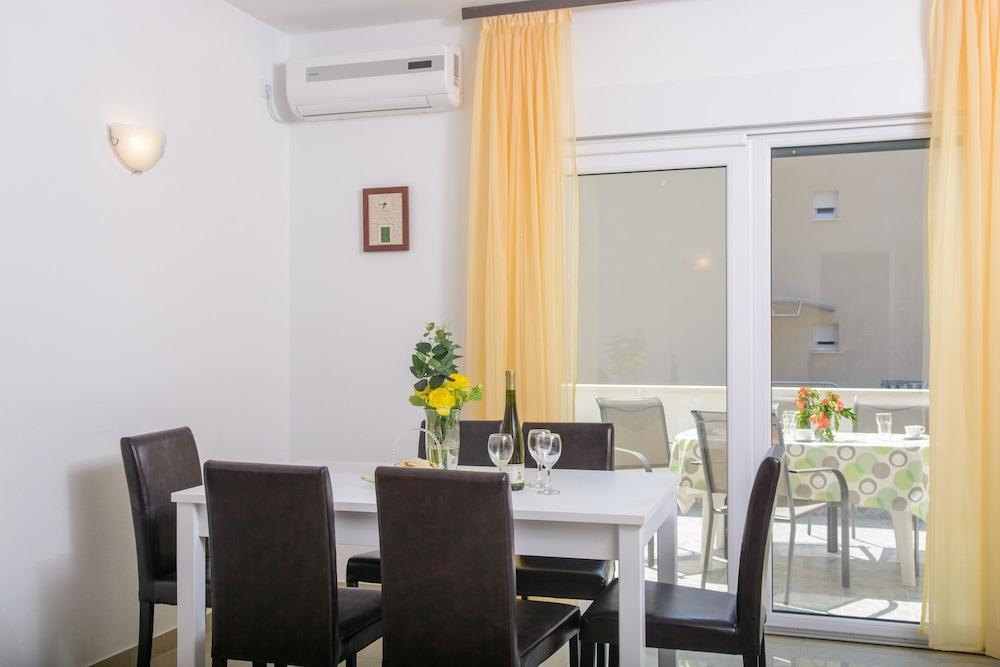 Apartment Center Trogir 1