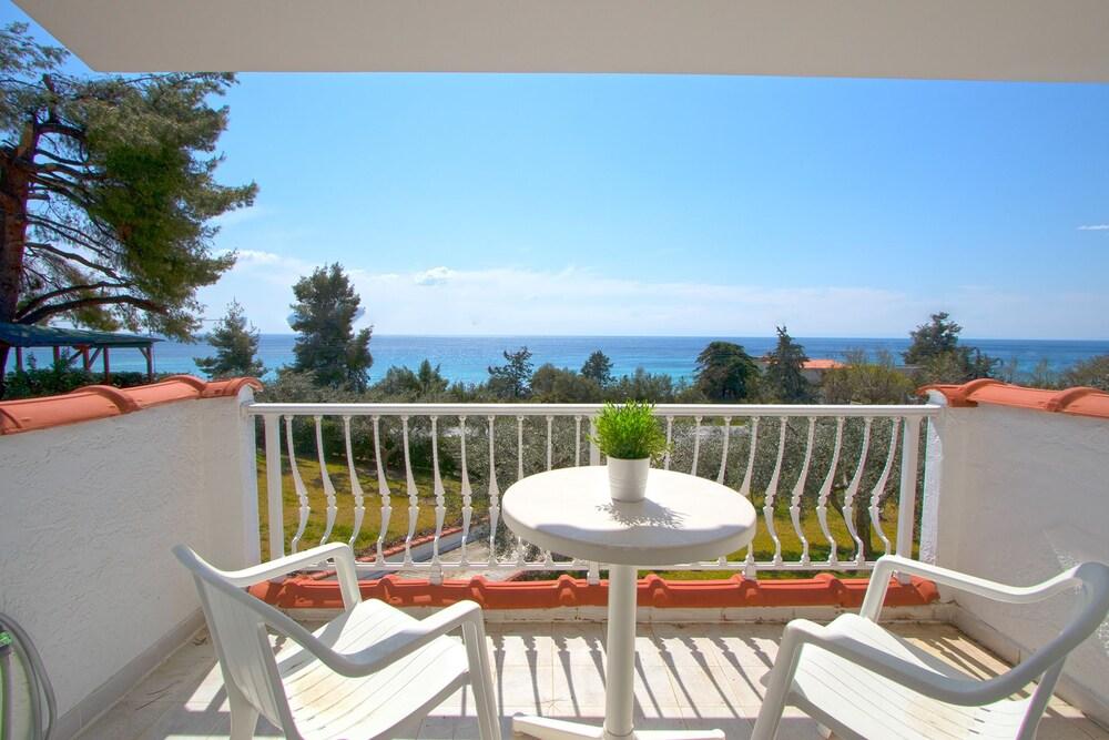 Eva-Gior Shared Pool Messonaittes