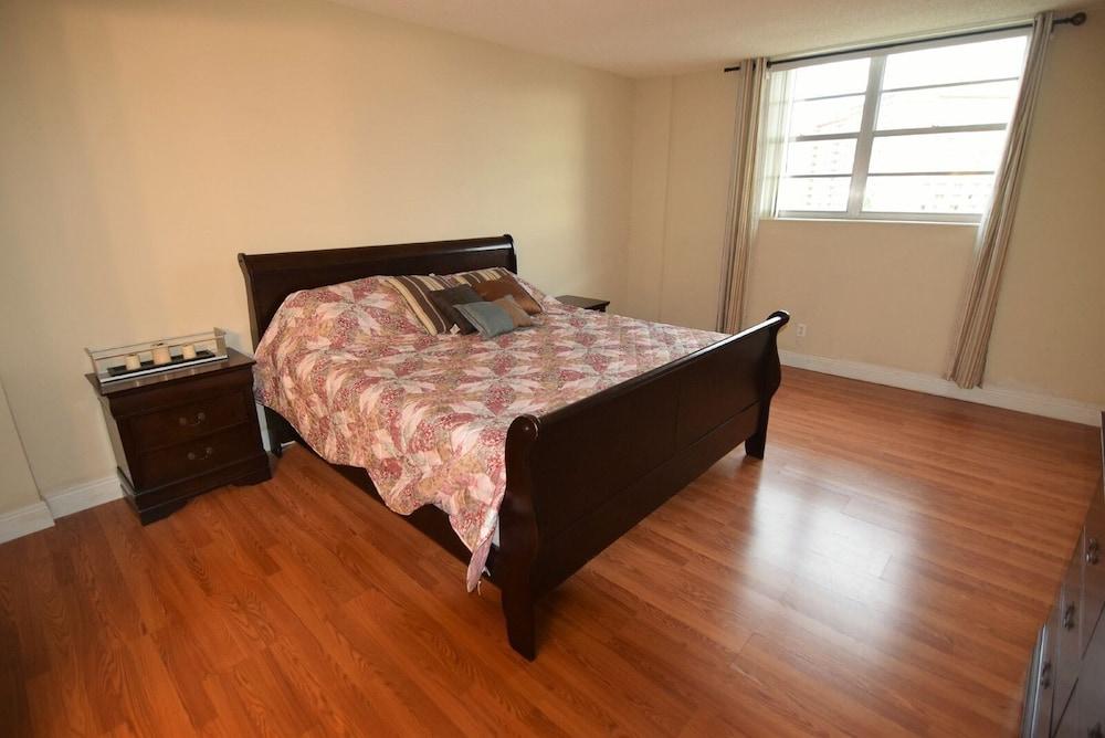 Spectacular 2 Bed 2 Baths Right Across The Beach