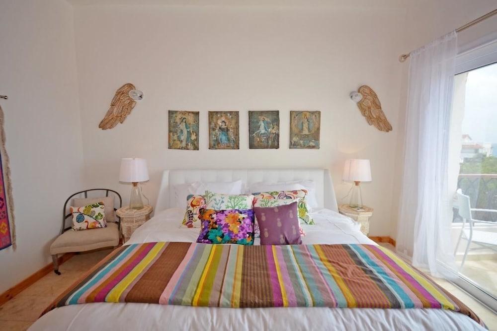 Casa la Mera Mora by Skyrun