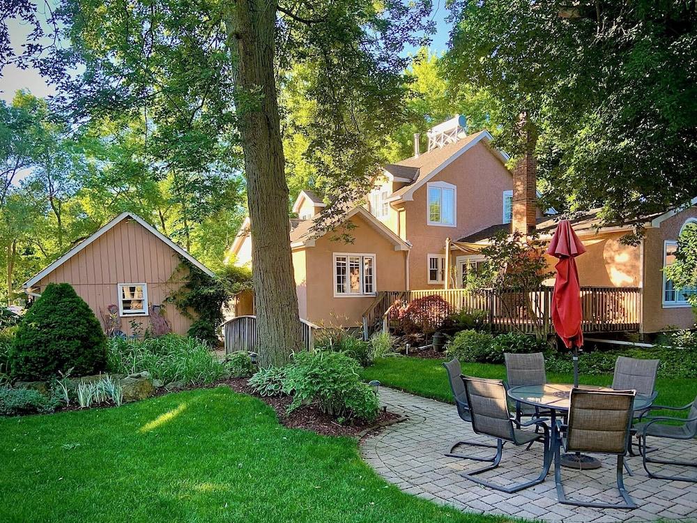 Matisse Bed & Breakfast