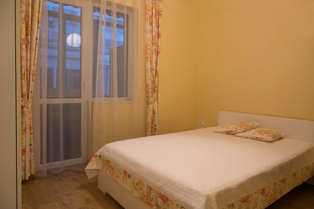 The North Tower Apartment